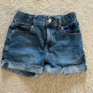 Gap kids girls size 7 high rise shorts.